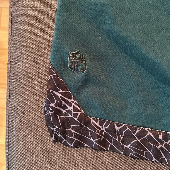 Eagles NFL Brand men’s shorts I believe Excellent condition never used! - Picture 3 of 6